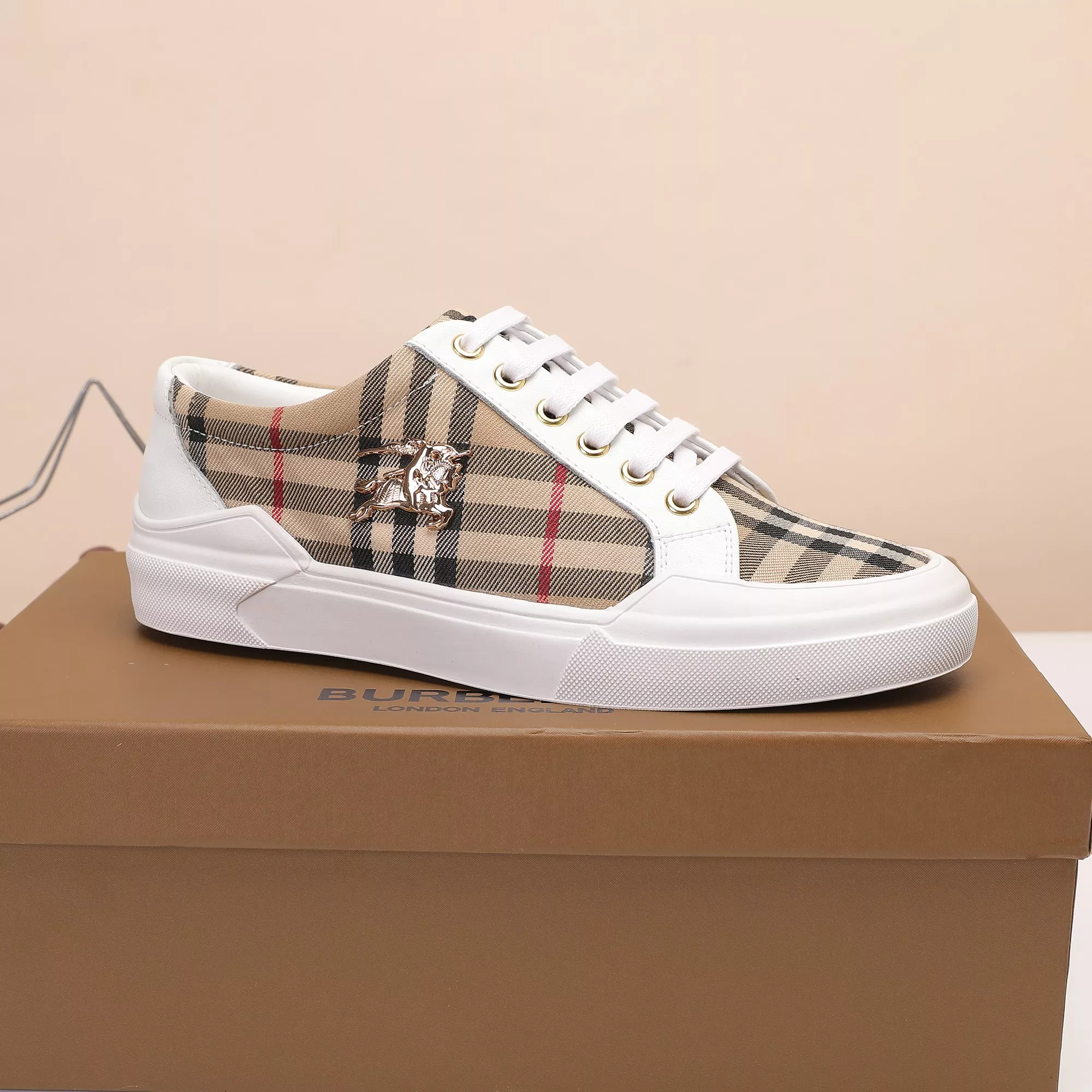 burberry decontractees chaussures pour homme s_1273a532